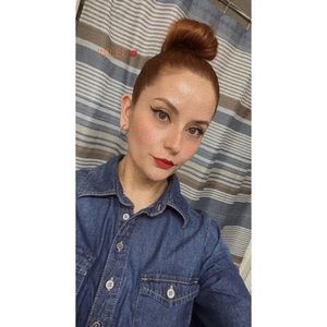 Meet your Posher, Celini